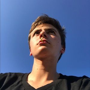 Meet your Posher, Cade